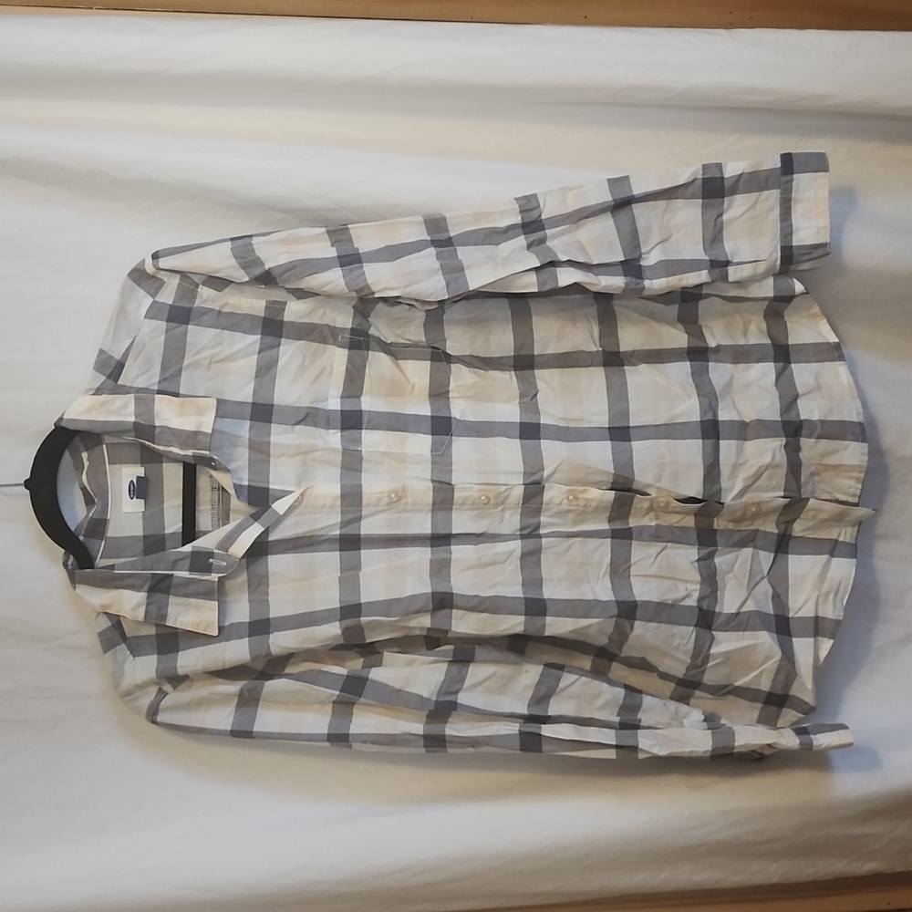 Long sleeve button up